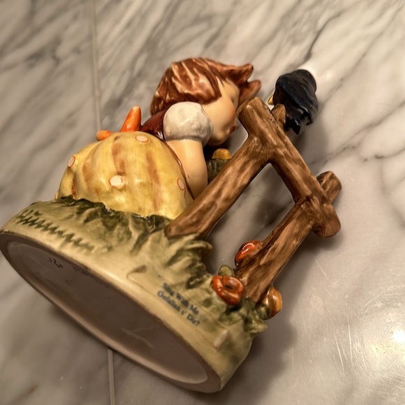 Difficult to find, MJ Hummel figurine, sing with me.  Amazon - $100 + shipping. - Picture 4 of 6